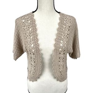 ⛔️ SOLD! ⛔️ Monroe & Main Beige Shrug Crochet Knit Open Front Crop Short Sleeve